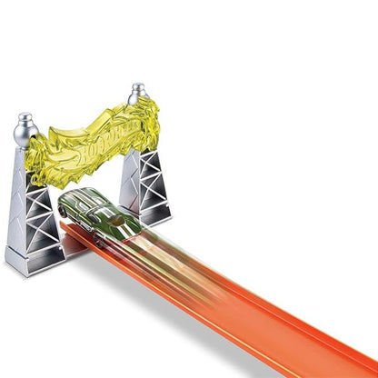 CLASSIC STUNT ELECTRIC TOWER TRACKSETS &amp; PLAYSETS by HOT WHEELS at Sundora