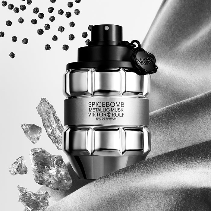Spicebomb Metallic Musk