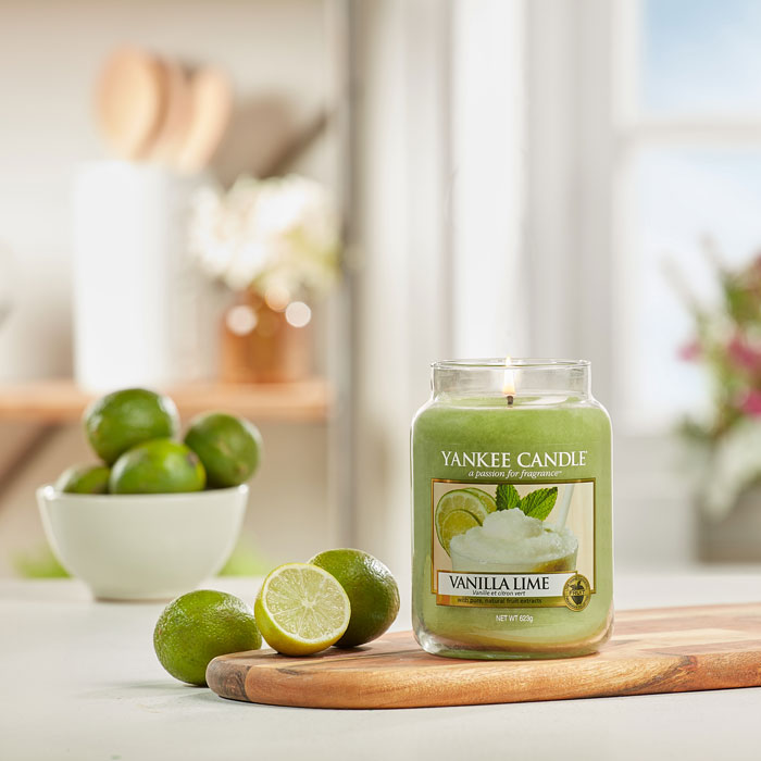 VANILLA LIME CLASSIC JAR CANDLE by YANKEE CANDLE at Sundora