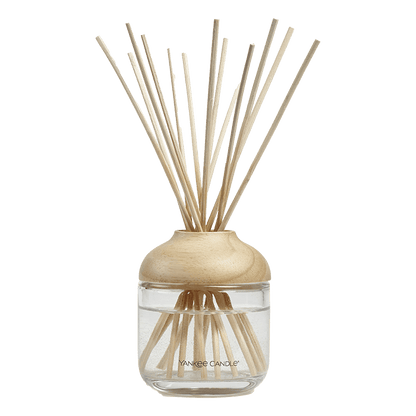 DRIED LAVENDER &amp; OAK REED DIFFUSER DIFFUSER by YANKEE CANDLE at Sundora