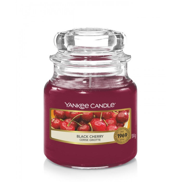 BLACK CHERRY CLASSIC JAR CANDLE by YANKEE CANDLE at Sundora