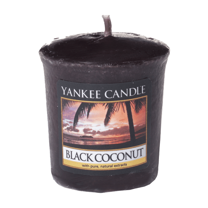 BLACK COCONUT CLASSIC JAR CANDLE by YANKEE CANDLE at Sundora