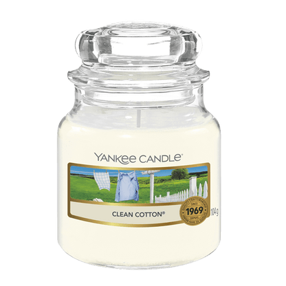 CLEAN COTTON CLASSIC JAR CANDLE by YANKEE CANDLE at Sundora