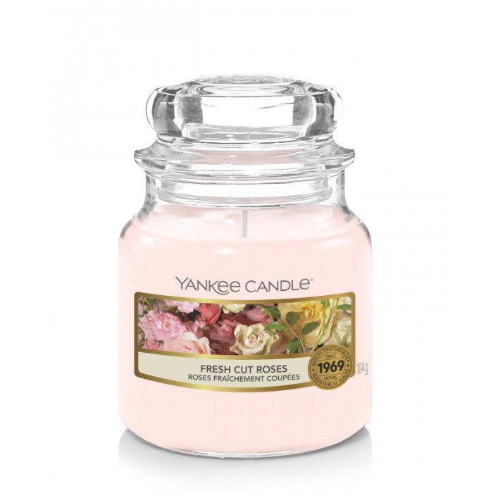 FRESH CUT ROSES CLASSIC JAR CANDLE by YANKEE CANDLE at Sundora
