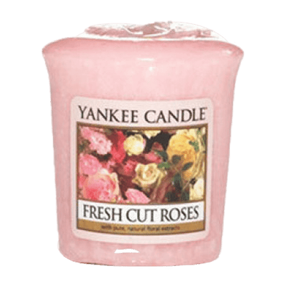 FRESH CUT ROSES CLASSIC JAR CANDLE by YANKEE CANDLE at Sundora