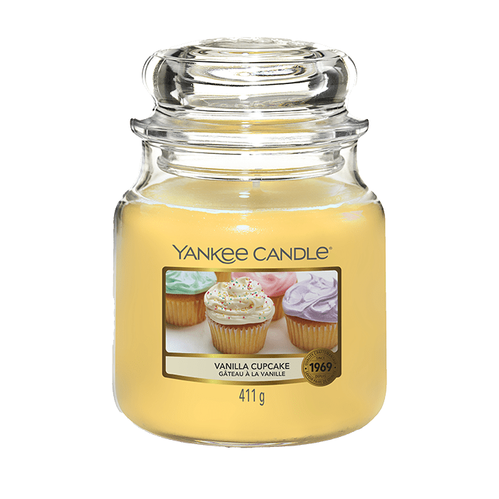VANILLA CUPCAKE CLASSIC JAR CANDLE by YANKEE CANDLE at Sundora